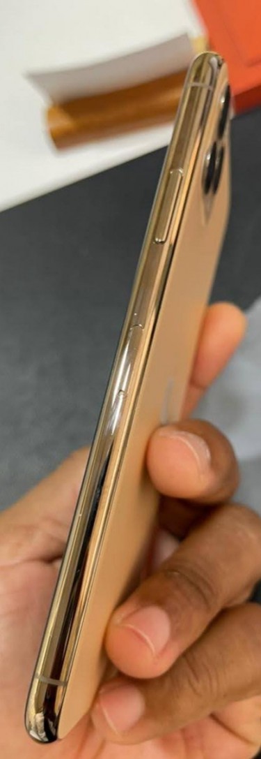 IPhone 11 Pro Max 64GB Gold