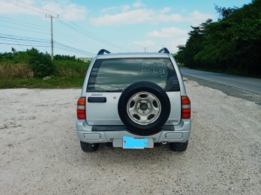 2001 Suzuki Grand Vitara 