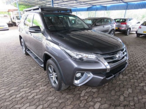 For Sale :Toyota FORTUNER 2.8 4X4 MAN With Documen