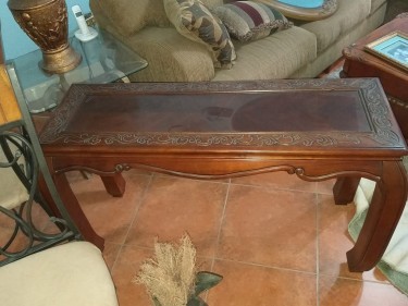 Beautiful Accent Table 