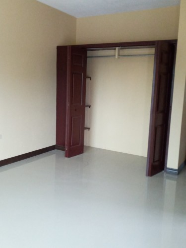 2 Bedroom Townhouse For Rent