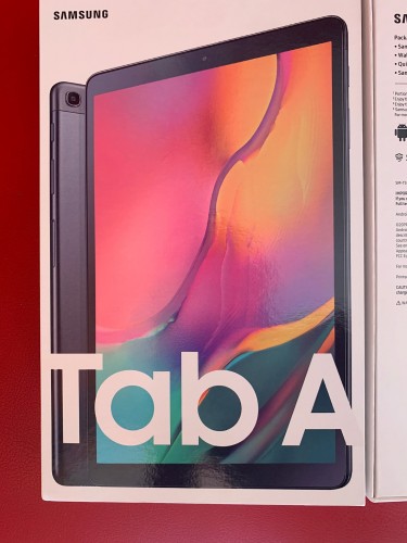 Sealed BNIB 2019 Samsung Galaxy Tab A 10.1 32gb St
