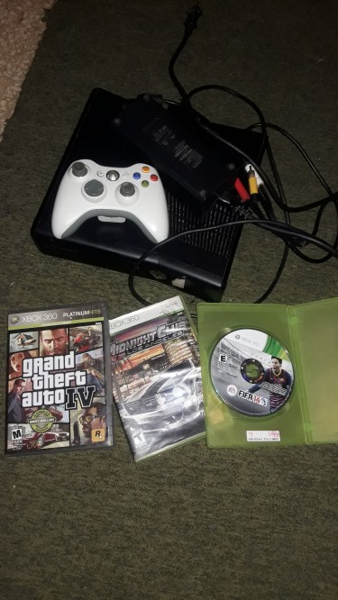 XBOX 360 FOR SALE