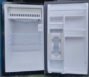 6cu Ft Stainless Refrigerator 