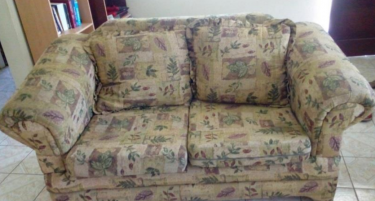 2 Seater Couch 