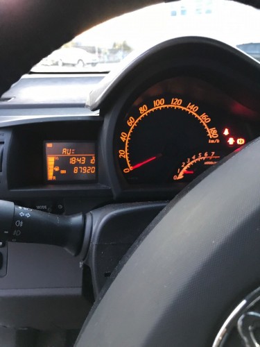 Toyota IQ IQ 1.0-68 .... Yearly Model: 2010