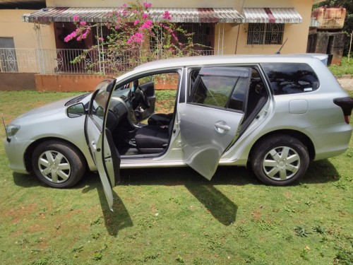 2012 Toyota Fielder