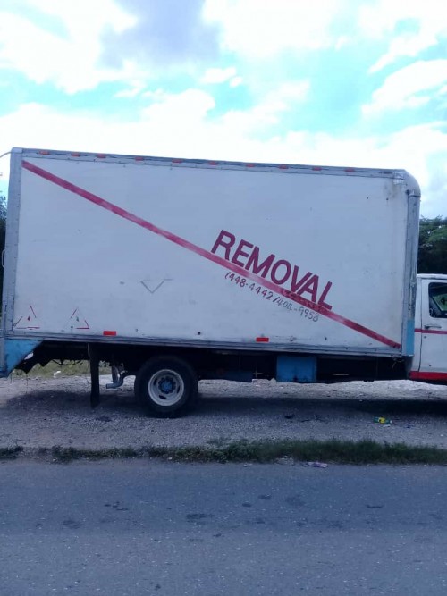HIRE AND REMOVAL TRUCK SERVICES 24/7