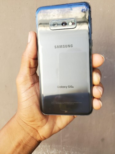 Samsung S10e 128gb Fully Functional 