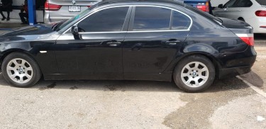 2007 BMW 5 Series With Sun Roof 