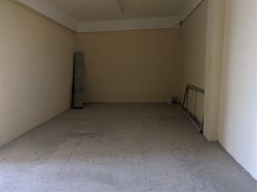 Commercial-Ground Floor Shop Space- Dunrobin Ave