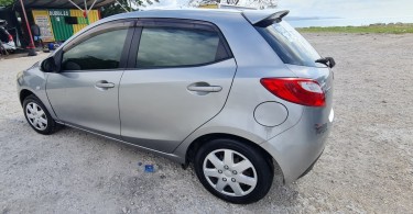 2012 Mazda Demio (sky Active)