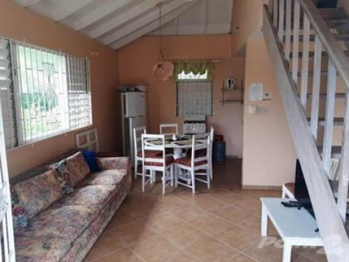 3 Bedroom And 2 Bathroom House For Sale
