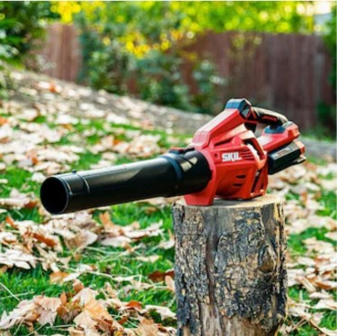 Leaf Blower 