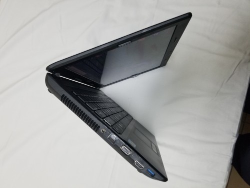 ASUS LAPTOP FOR SALE 8n Great CONDITION