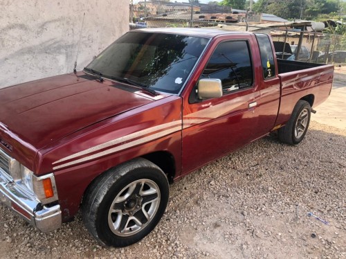 Nissan Pick Up Van