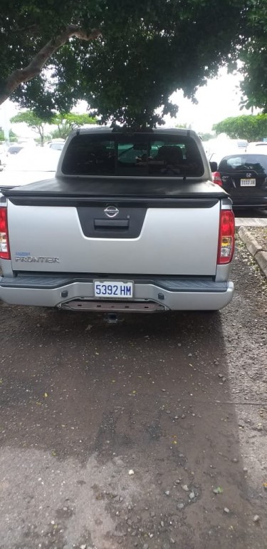 2014 Nissan Frontier Van 