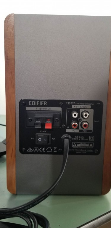 Edifier R1280T Powered Bookshelf Speakers