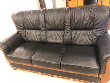 Leather 3 Piece Couch Set (black)