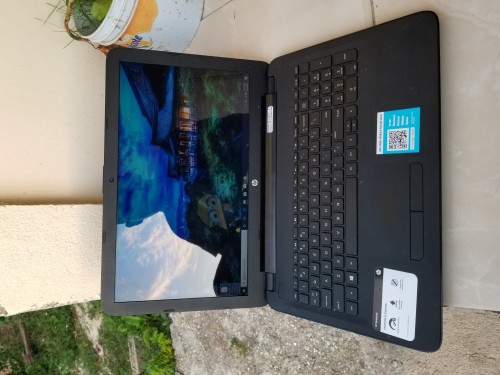 HP LAPTOP  IN EXCELLENT CONDITION FOR SALE