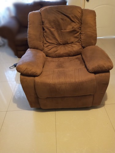 Motorized Recliner (Used)