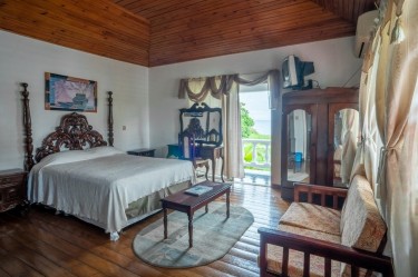 7 Bedroom Villa - Rio Nuevo - 