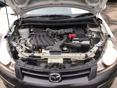2016 Mazda Familia