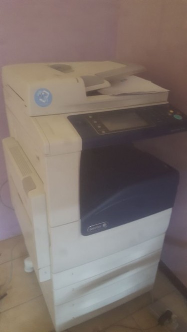 Xerox 7225i Copier/Printer/Toner