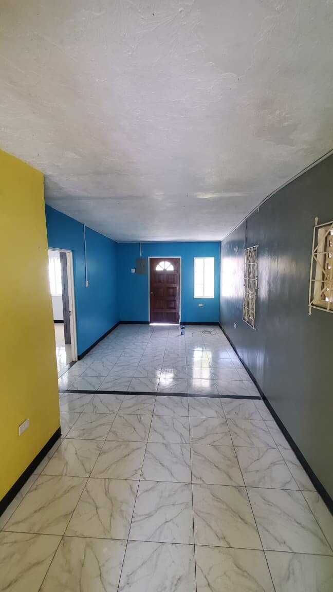 3 Bedroom House In Mineral Heights, Clarendon