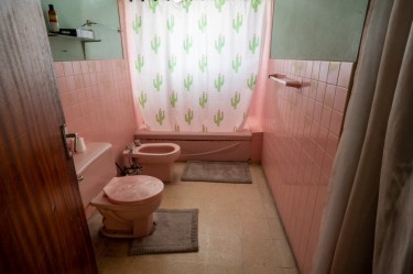 4 Bedroom 4 Bathroom House - Barbican