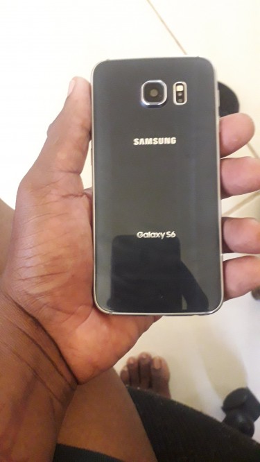 Samsung Galaxy S6 10/10 Condition