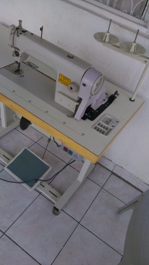 Industrial Straight Stitch Machine