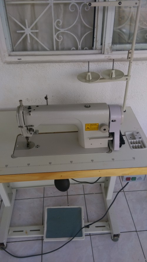 Industrial Straight Stitch Machine