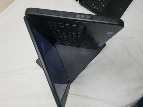 DELL LAPTOP FOR SALE IN EXCELLENT CONDITION