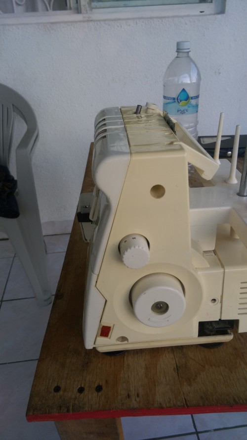 Singer Serger Machine