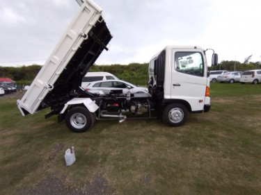   Hino Tipper Body Truck 5ton
