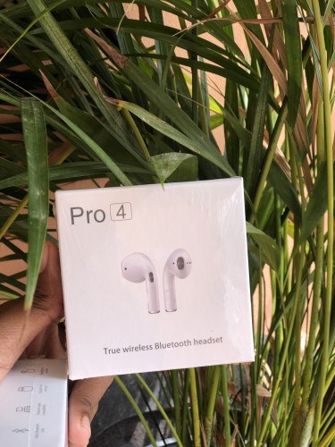 Pro 4 Earbuds 