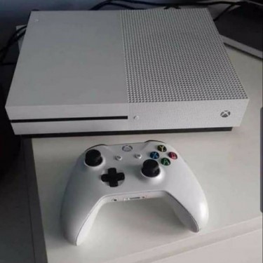 Faily New Xbox One S 