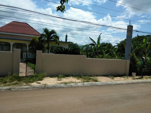 3 Bedroom House For Lease