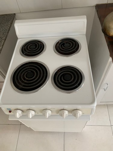Electric Stove 4 Burner (20 Inches) 