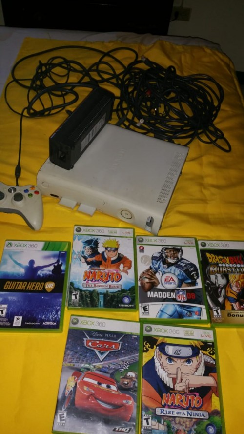 XBox 360 With Accessories
