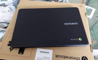 Samsung Chrome Book