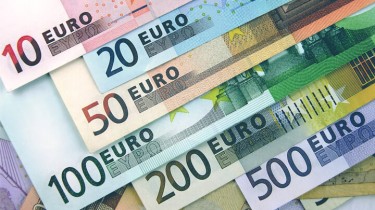  EARN DAILY IN EUROS- EARN FROM HOME ASK ME HOW