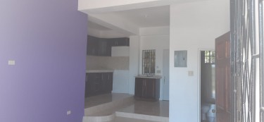  3 Bedroom Apartment In St. Andrew