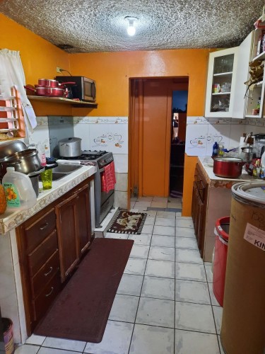 3 Bedrooms & 2 Baths: Kingston 2 (CASH ONLY) 