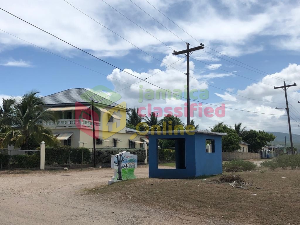 For Sale 3987 Sq Ft Lot, Pridees, Milk River, Clarendon 17 Finch