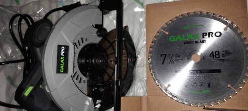 GALAX PRO 10 A 5800 RPM Hand-Held Circular Saw