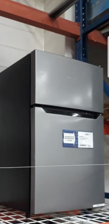 Used Hisense 3.3 Cubic Ft Refrigerator 
