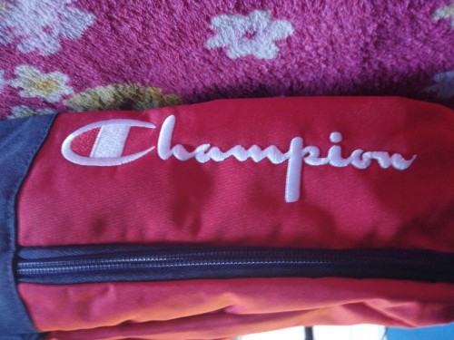 Champion (with Lunch Kit)