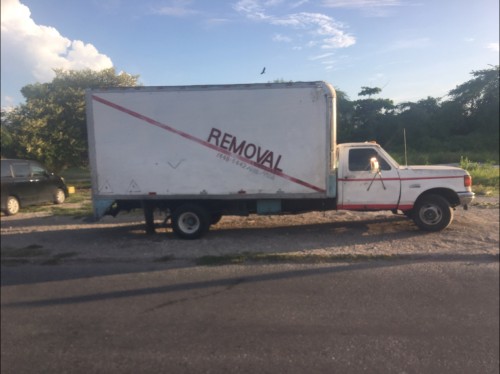 BIG REMOVAL TRUCK